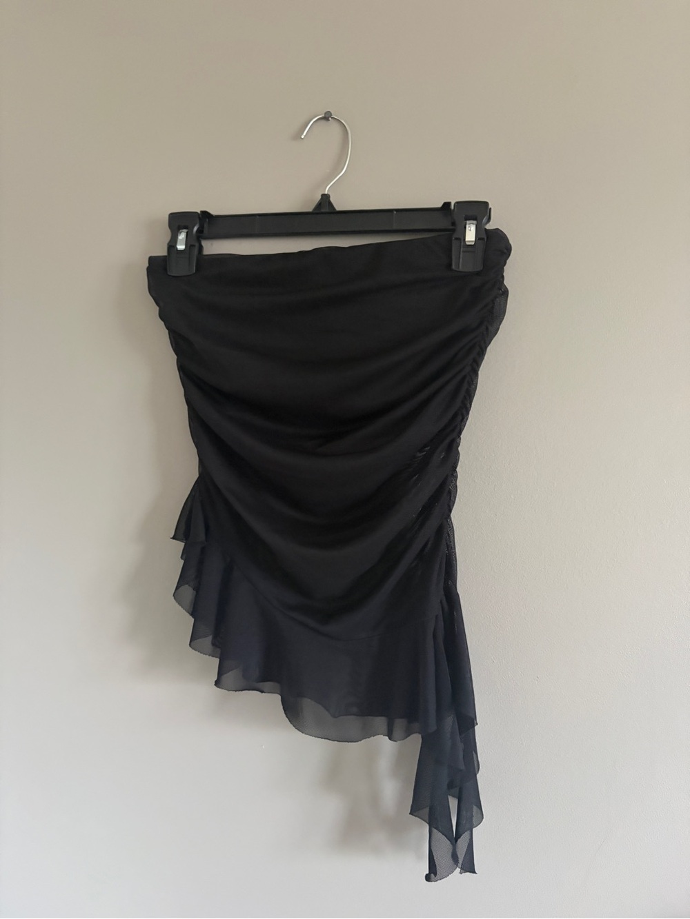 Pretty little thing Black Asymmetric Ruffled tube top - Women